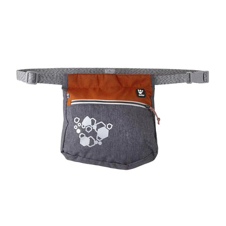 Hurtta ECO Treat Pocket Blackberry mix - The Raven Shop